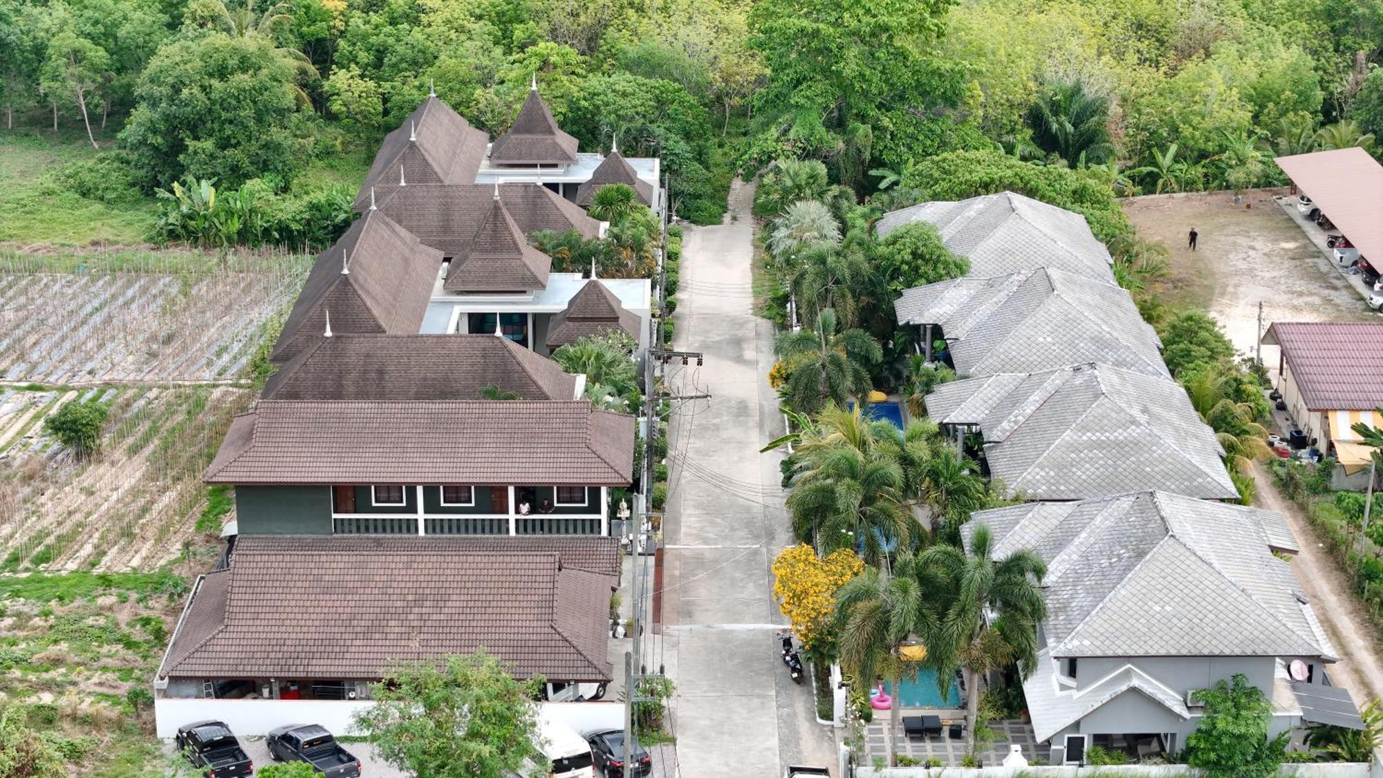 Narintara Private Pool Villas - Free Tuk-Tuk Service To The Beach! Ao Nang Екстериор снимка
