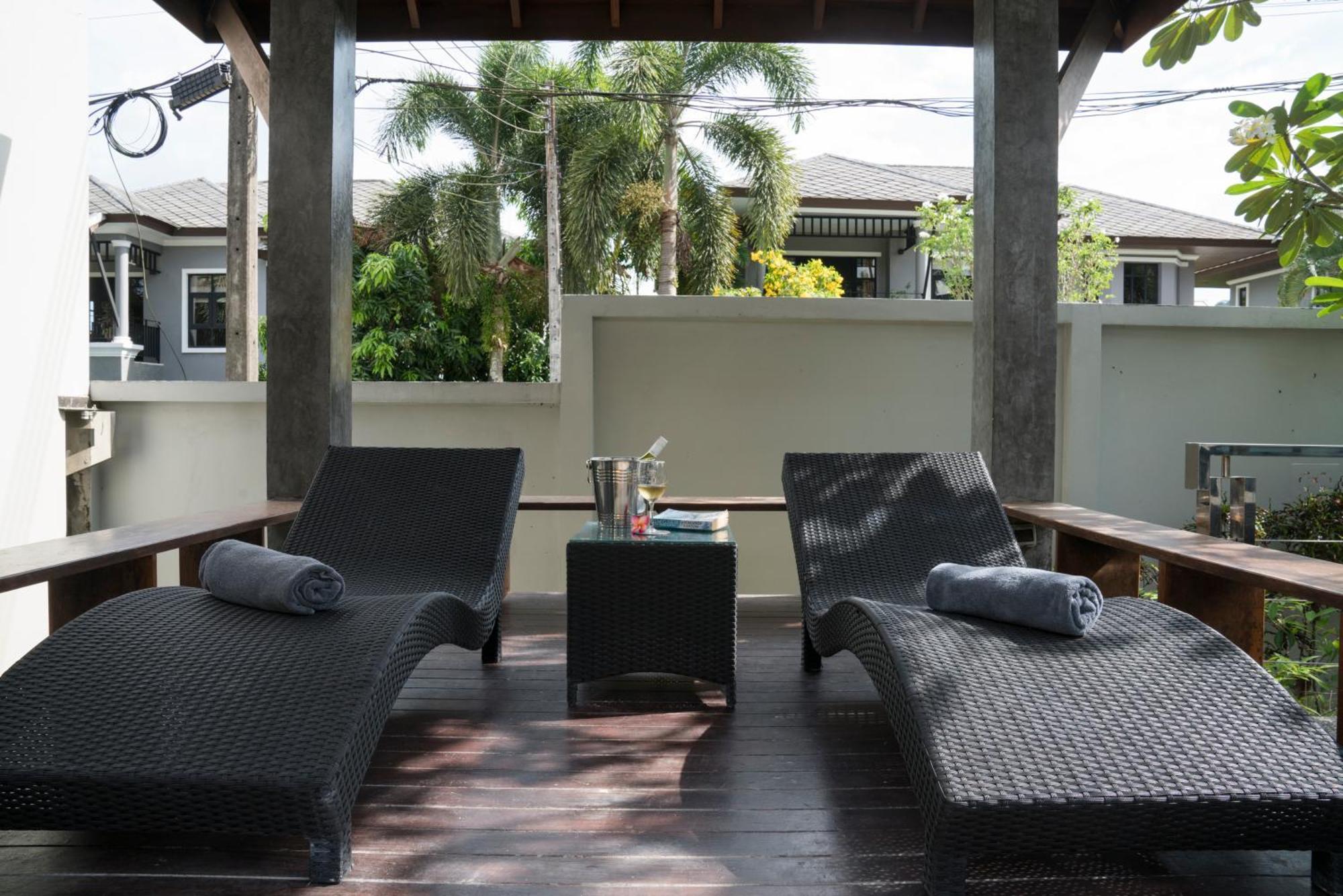 Narintara Private Pool Villas - Free Tuk-Tuk Service To The Beach! Ao Nang Екстериор снимка